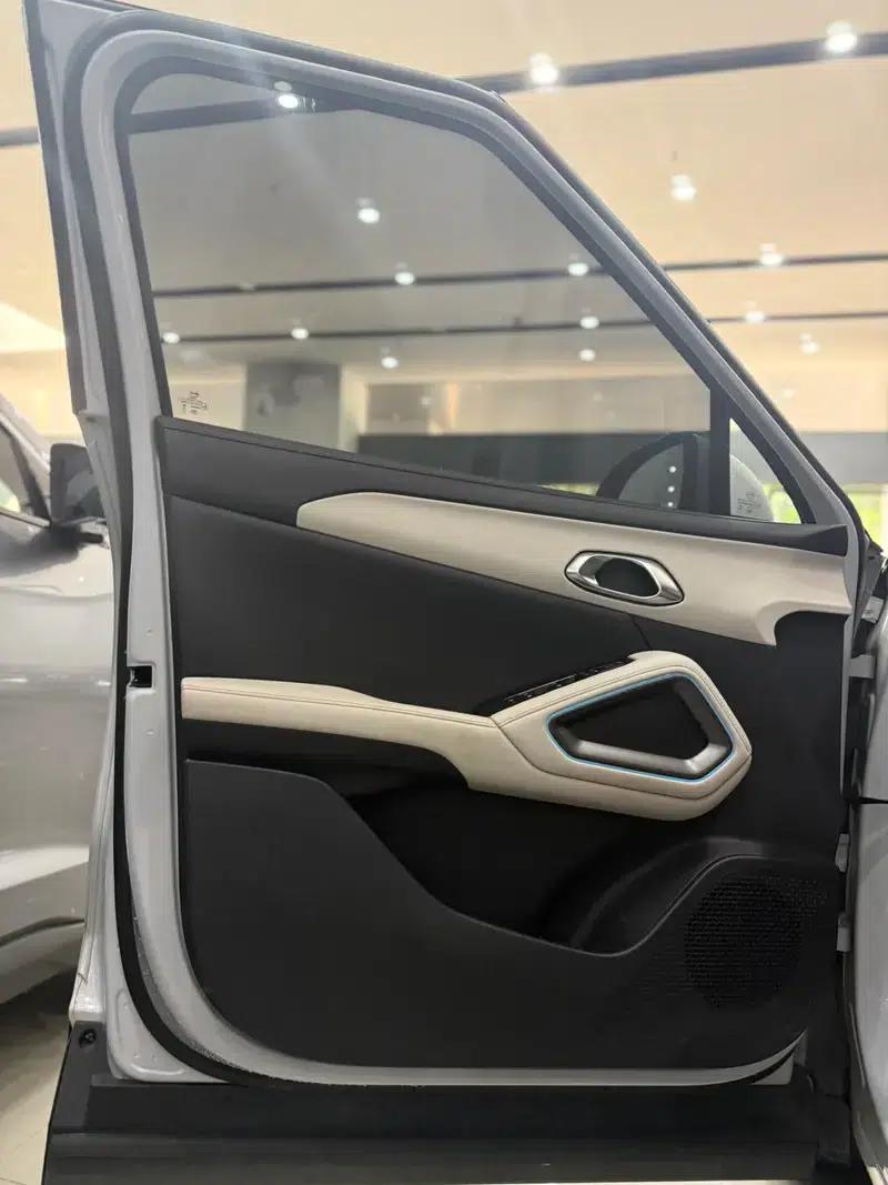 Yuan UP 2024 Model 401KM Super Edition — миниатюра 21