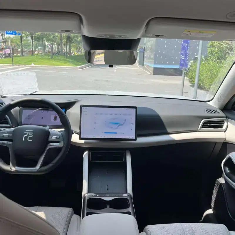 Yuan UP 2025 Smart Driving Edition 401KM Vitality Edition — миниатюра 6