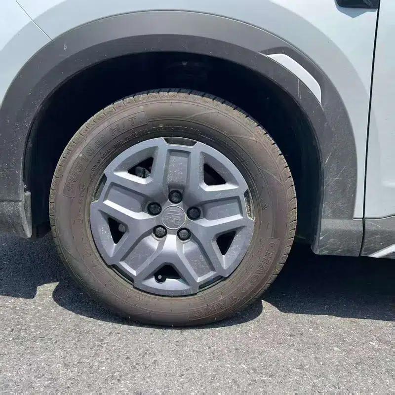 Yuan UP 2025 Smart Driving Edition 401KM Vitality Edition — миниатюра 7