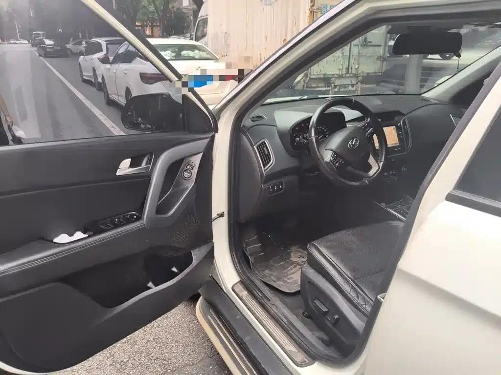 Beijing Hyundai ix25 2015 2.0L Automatic 2WD Smart GLS — миниатюра 12