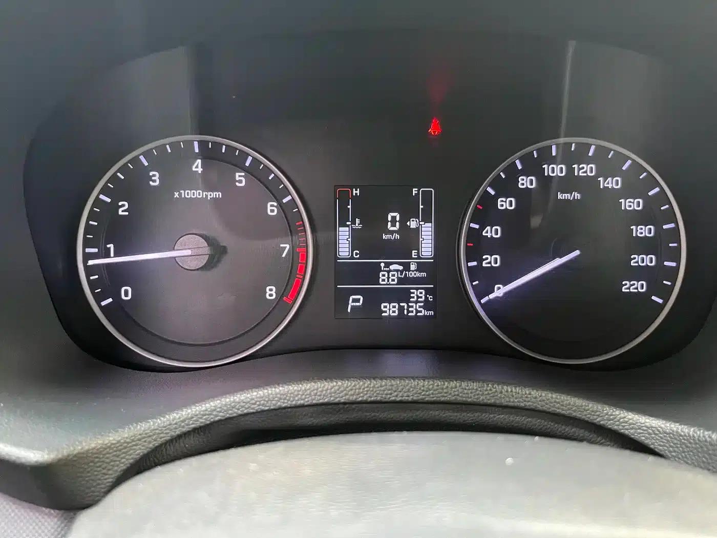 Beijing Hyundai ix25 2015 1.6L Automatic 2WD Smart GLS — миниатюра 28