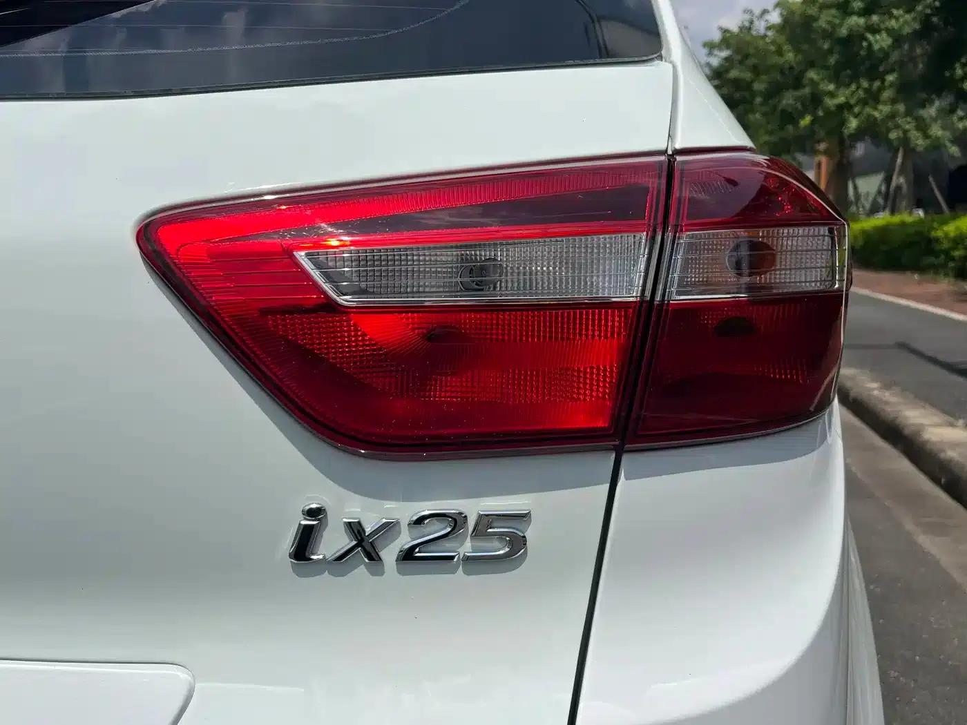 Beijing Hyundai ix25 2015 1.6L Automatic 2WD Smart GLS — миниатюра 10