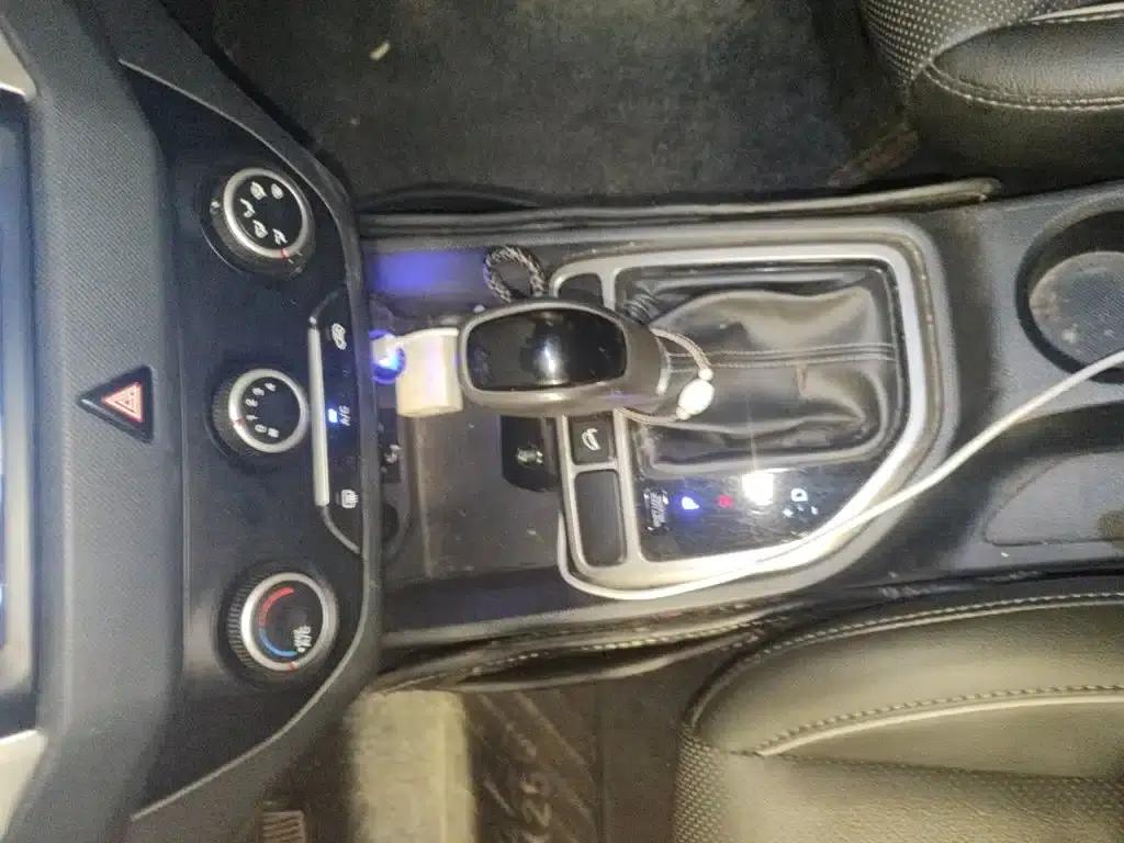 Beijing Hyundai ix25 2015 1.6L Automatic 2WD Smart GLS — миниатюра 11
