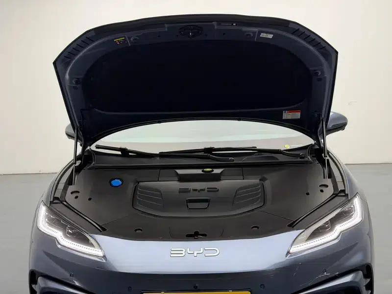 Seal 06GT 2025 Smart Drive Edition 505 2WD Wave Edition — миниатюра 10