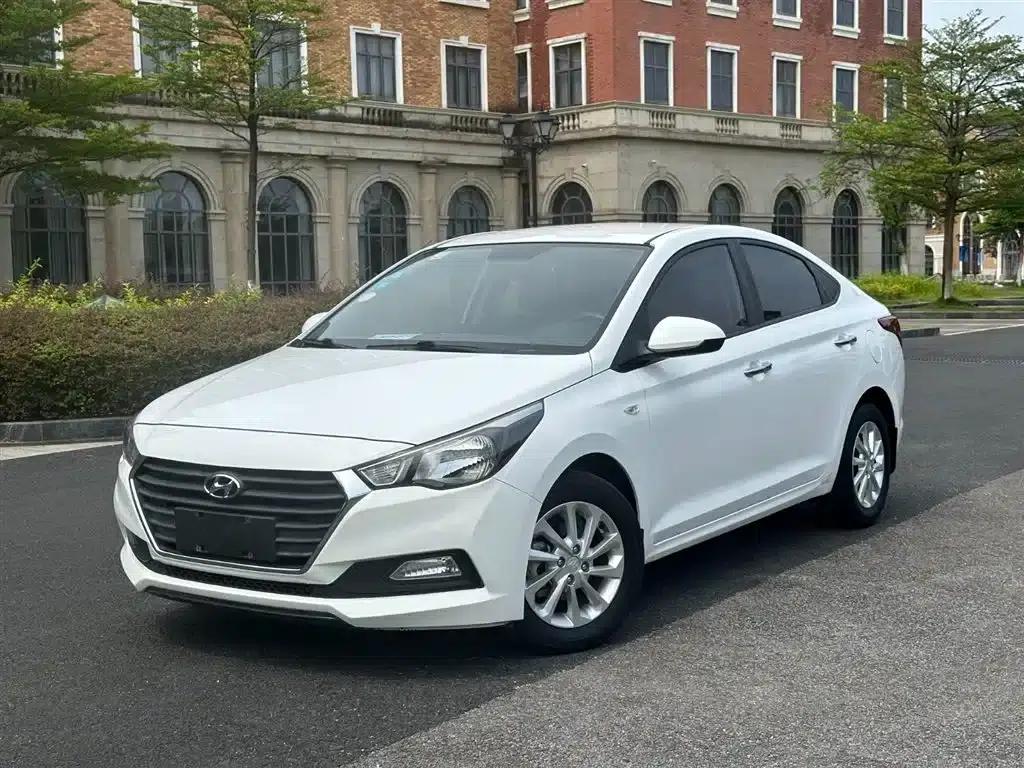 2016 Hyundai Verna 1.4L Automatic Sport — миниатюра 1