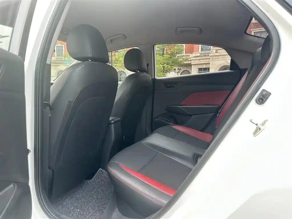 2016 Hyundai Verna 1.4L Automatic Sport — миниатюра 9