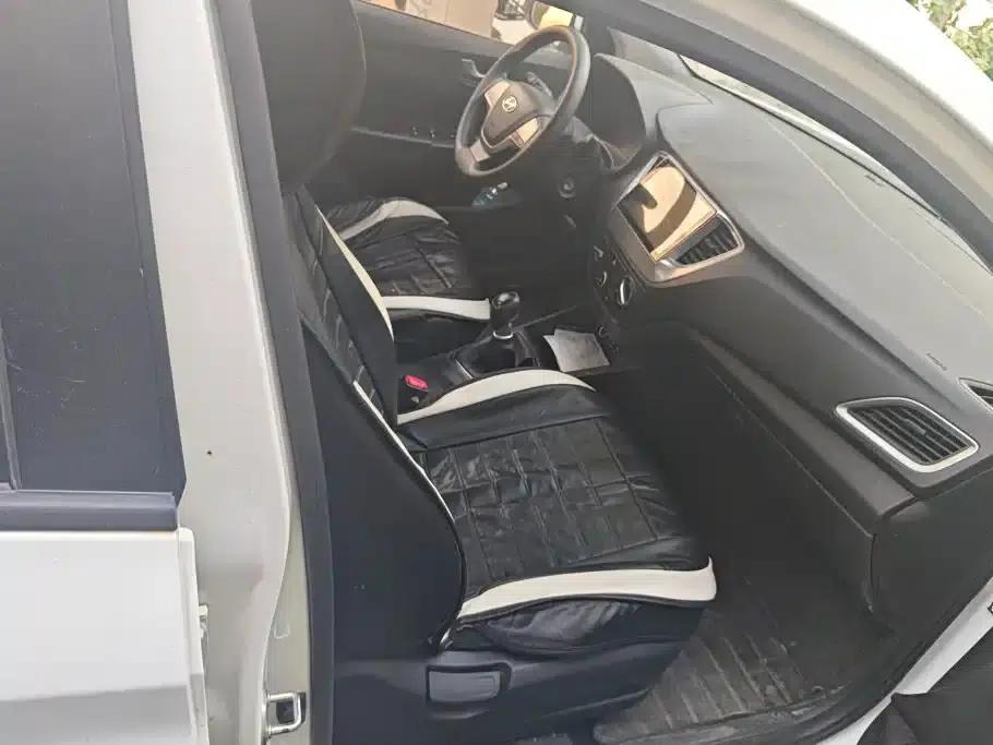 2016 Hyundai Verna 1.4L Manual GLS Cool Edition — миниатюра 8