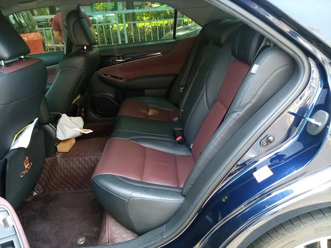 Toyota Crown 2018 2.0T Sport Edition — миниатюра 17