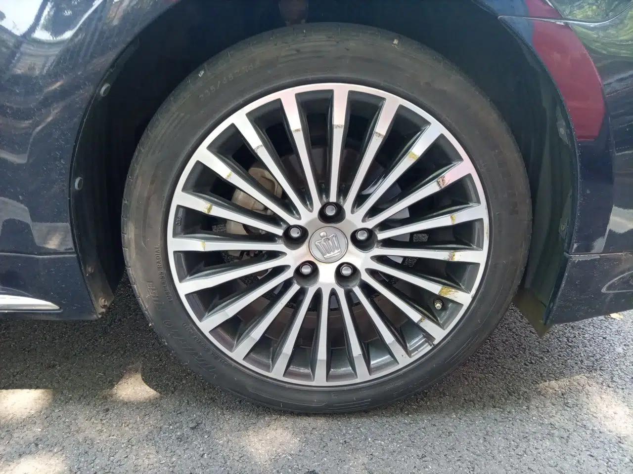Toyota Crown 2018 2.0T Sport Edition — миниатюра 8
