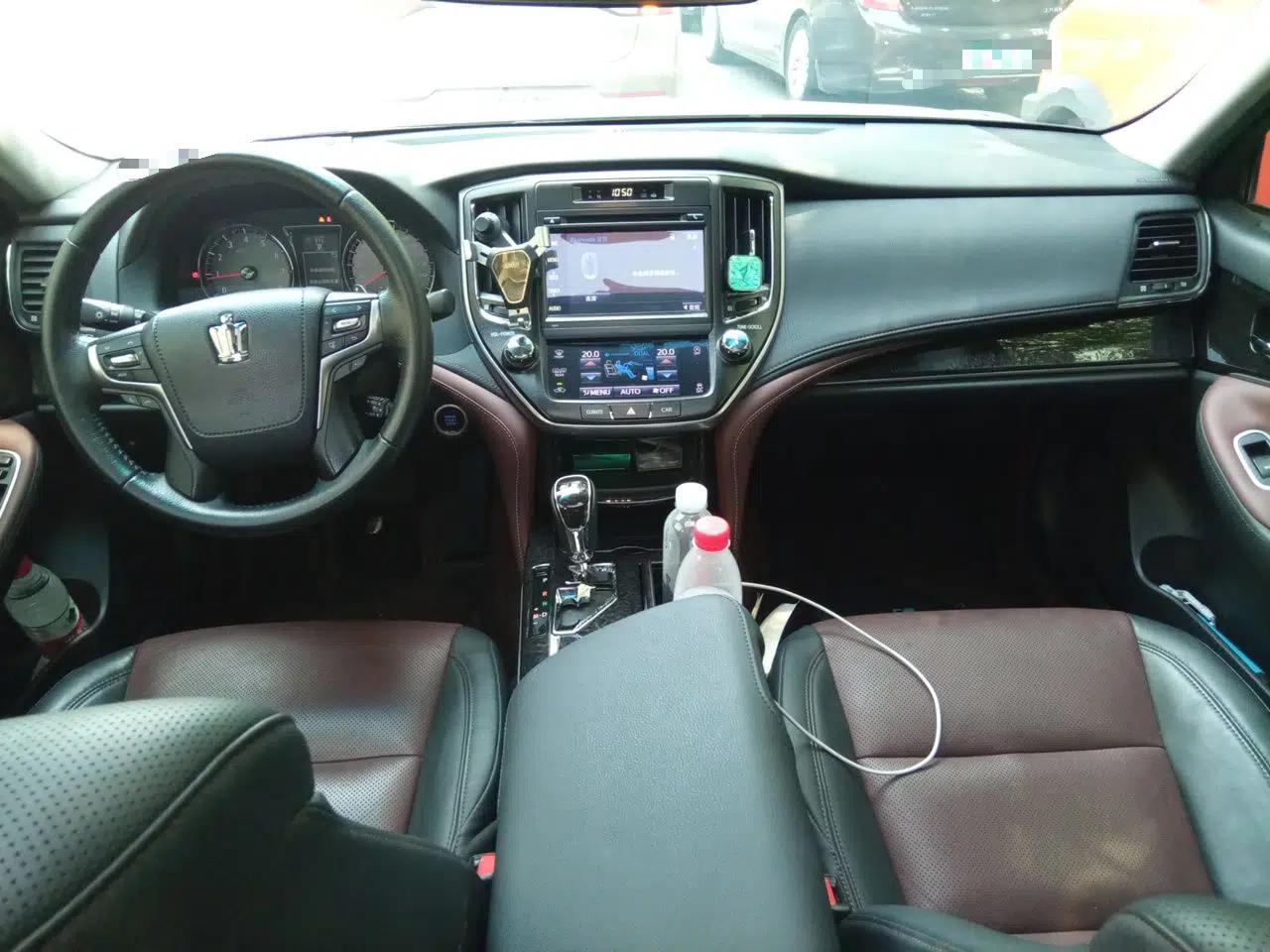Toyota Crown 2018 2.0T Sport Edition — миниатюра 9