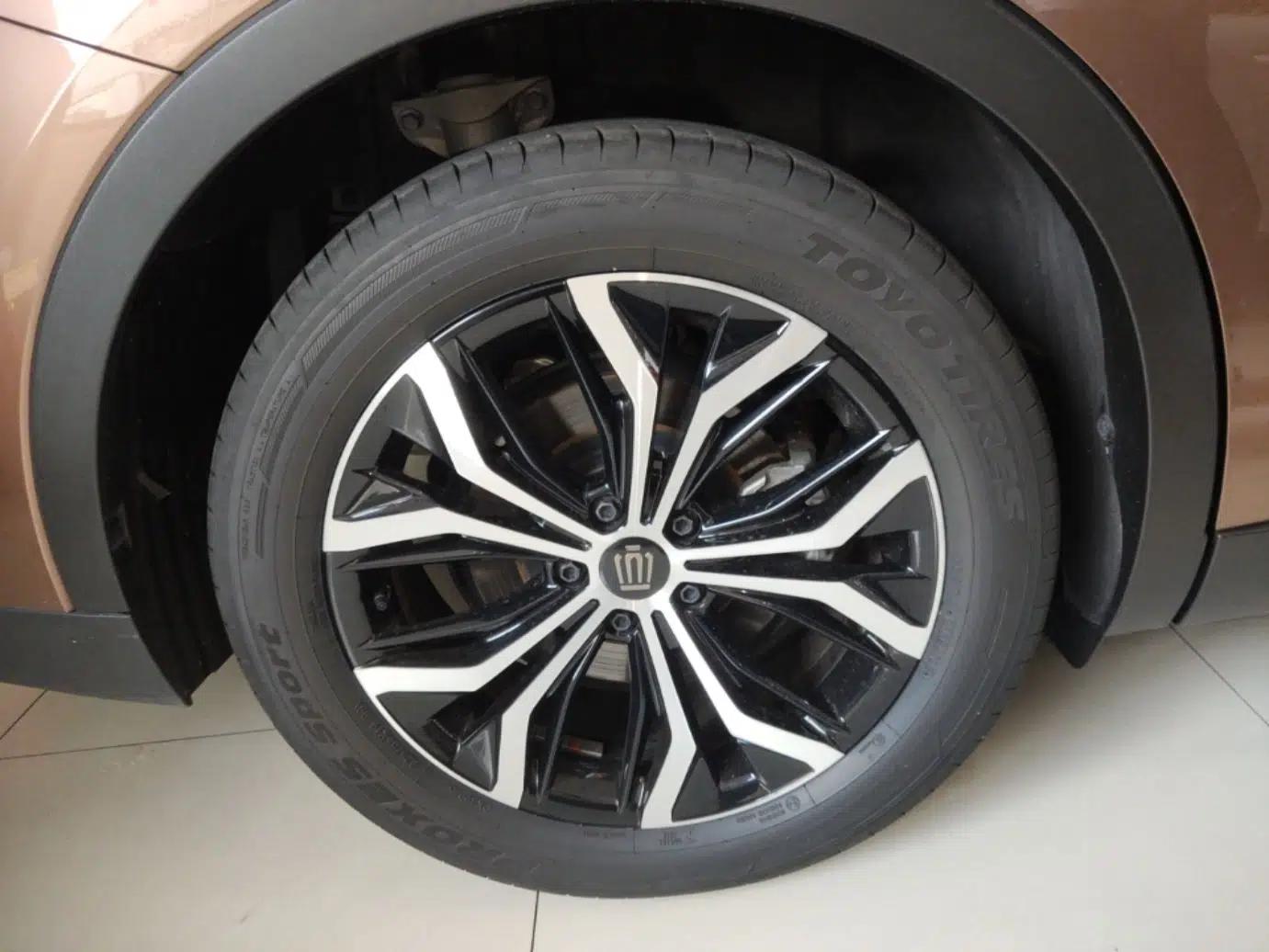 Toyota Crown 2023 2.5L SportCross HEV Two-Wheel Drive Prestige Edition — миниатюра 11