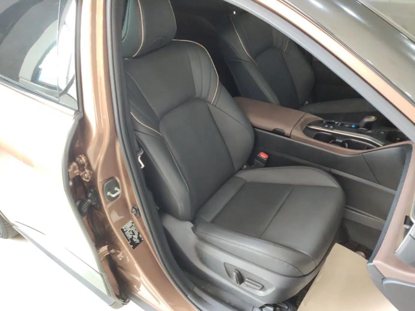 Toyota Crown 2023 2.5L SportCross HEV Two-Wheel Drive Prestige Edition — миниатюра 19