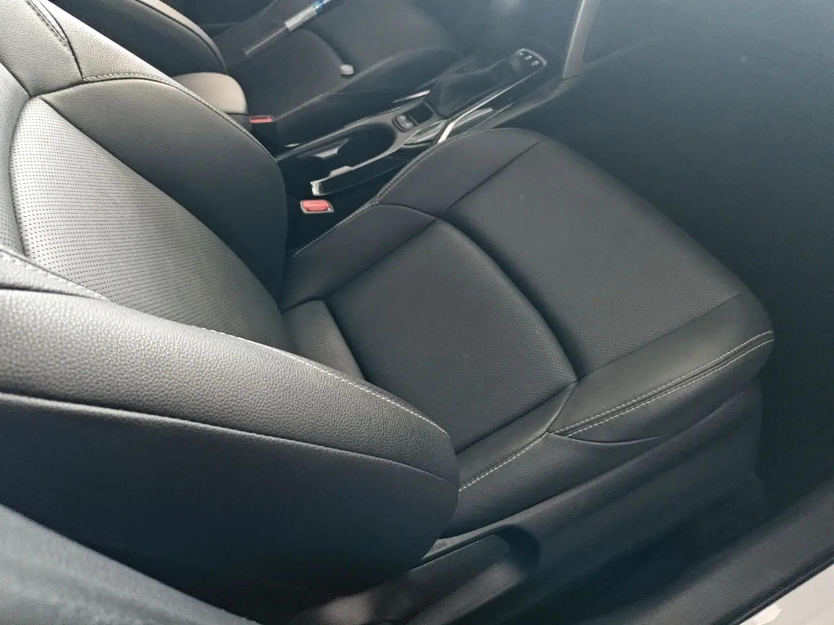 Toyota FRONTLANDER 2024 2.0L CVT Elite Plus Edition — миниатюра 19