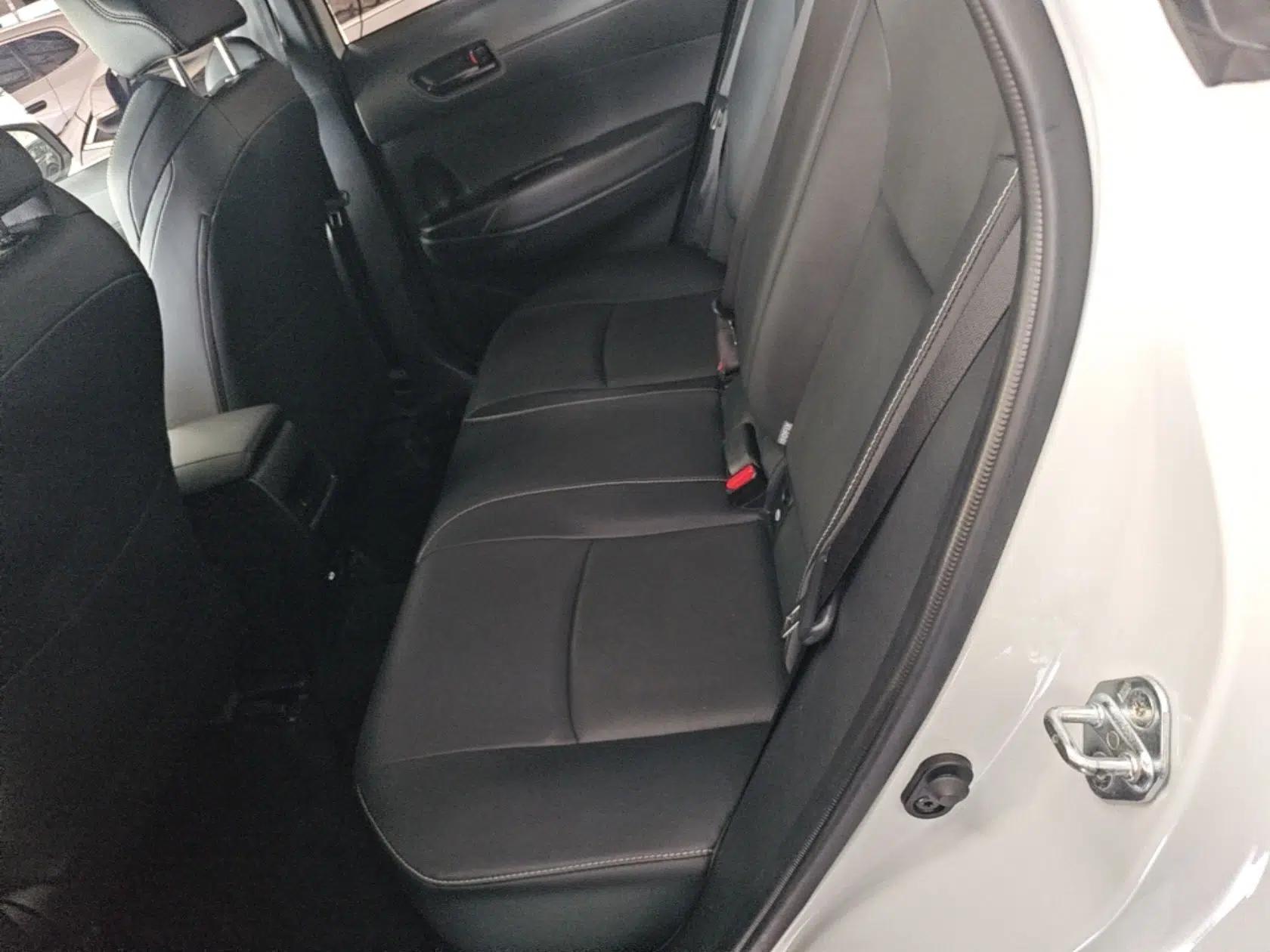 Toyota FRONTLANDER 2024 2.0L CVT Elite Plus Edition — миниатюра 20
