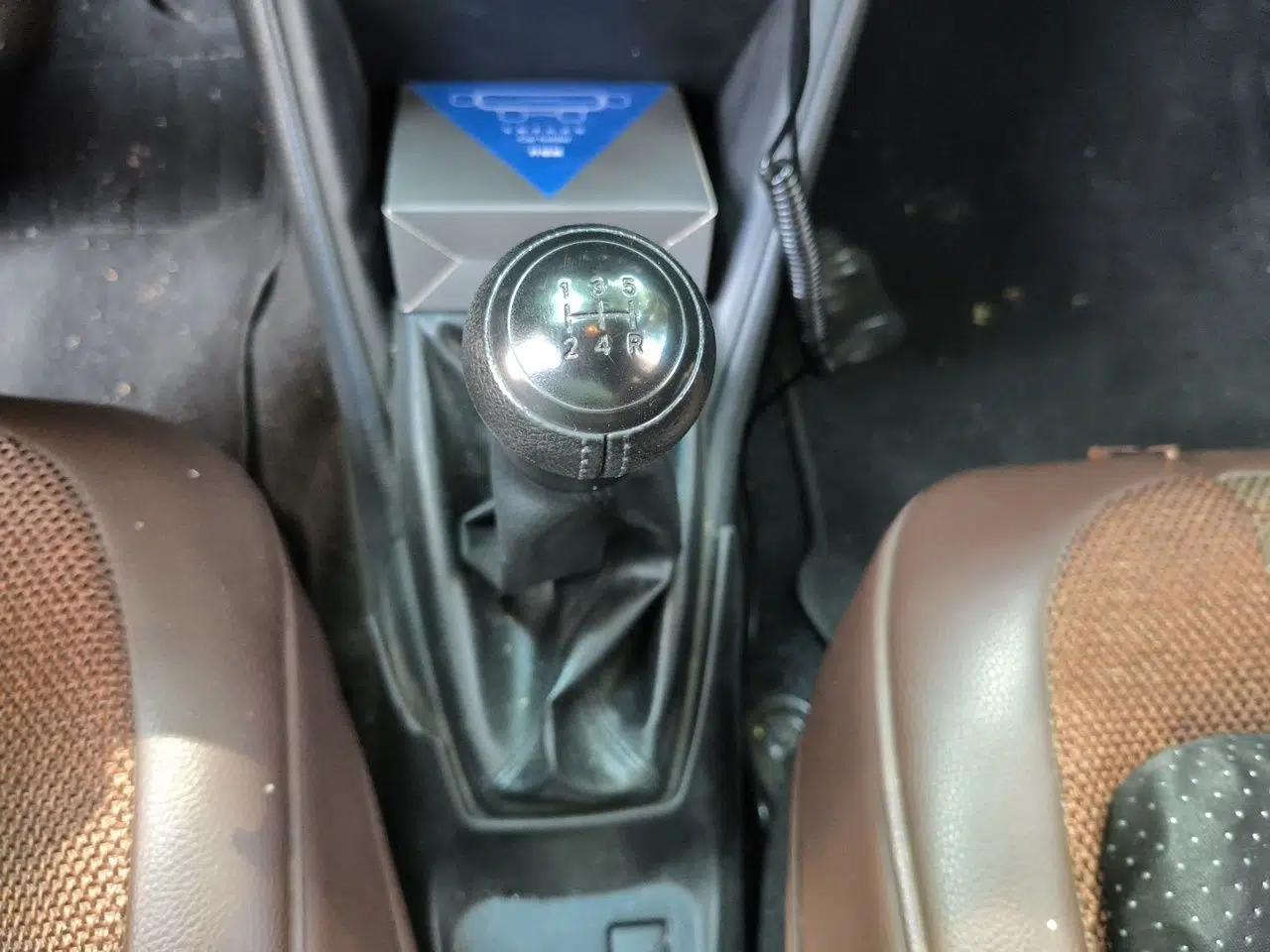 Toyota Vios 2017 1.5L Manual Trend Edition — миниатюра 14