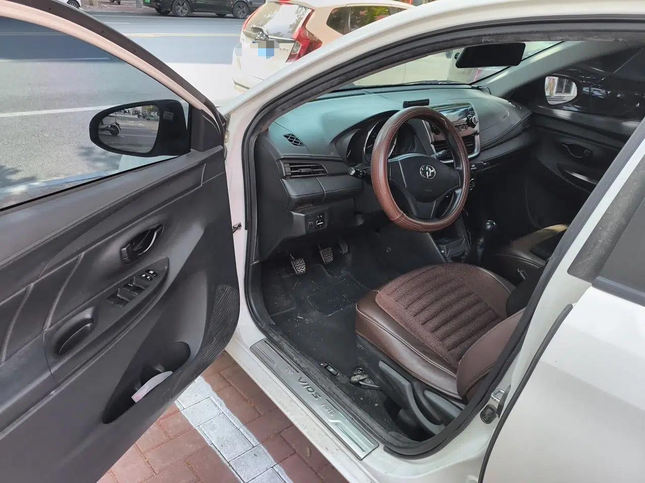 Toyota Vios 2017 1.5L Manual Trend Edition — миниатюра 16