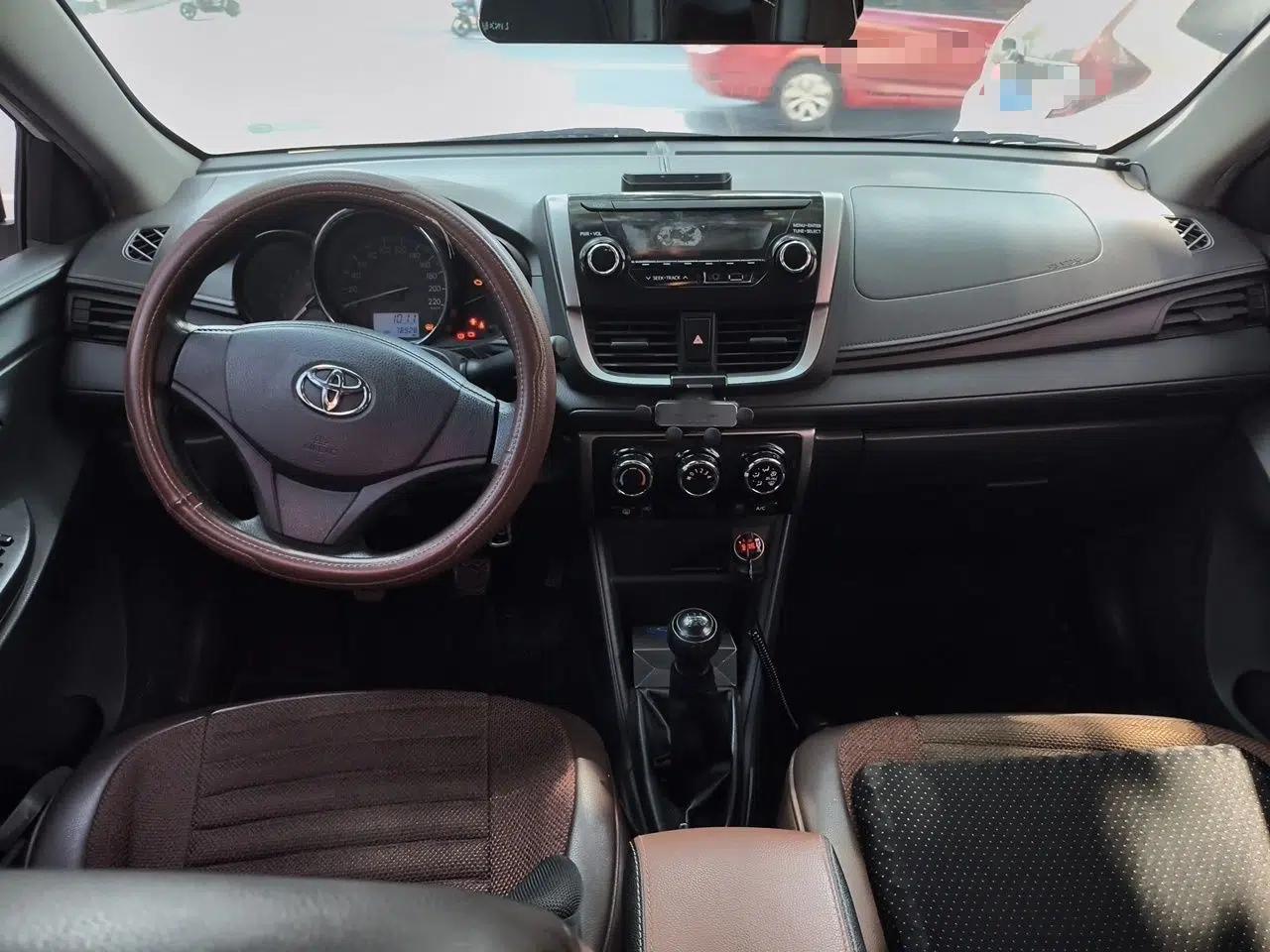 Toyota Vios 2017 1.5L Manual Trend Edition — миниатюра 9