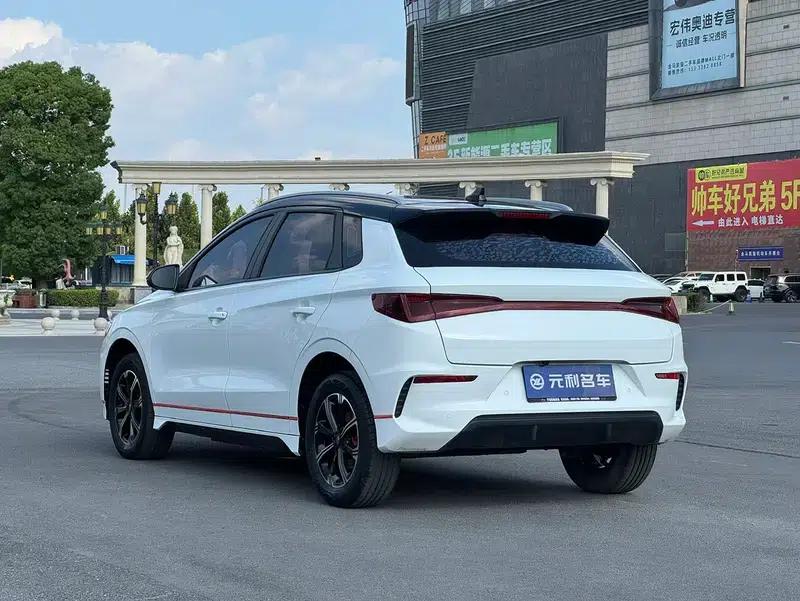 BYD e2 2021 Premium Edition — миниатюра 4