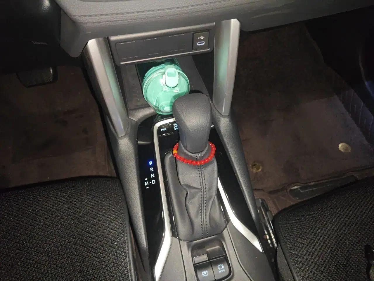 Toyota Corolla Cross 2024 2.0L Elite Edition — миниатюра 14