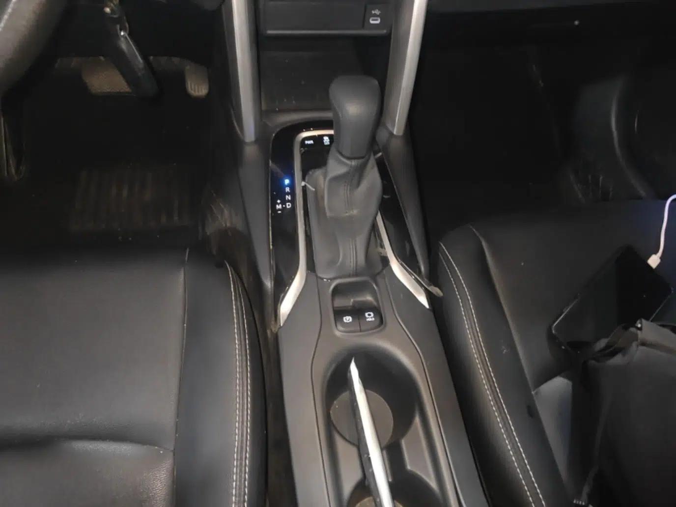 Toyota Corolla Cross 2023 2.0L Pioneer Edition — миниатюра 16