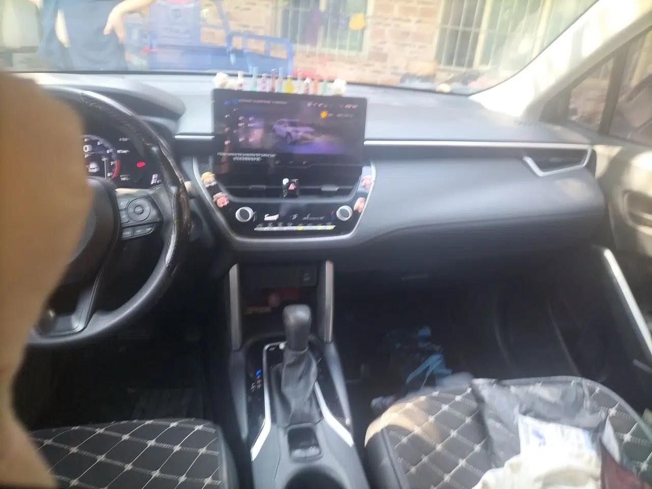 Toyota Corolla Cross 2023 2.0L Elite Edition — миниатюра 18