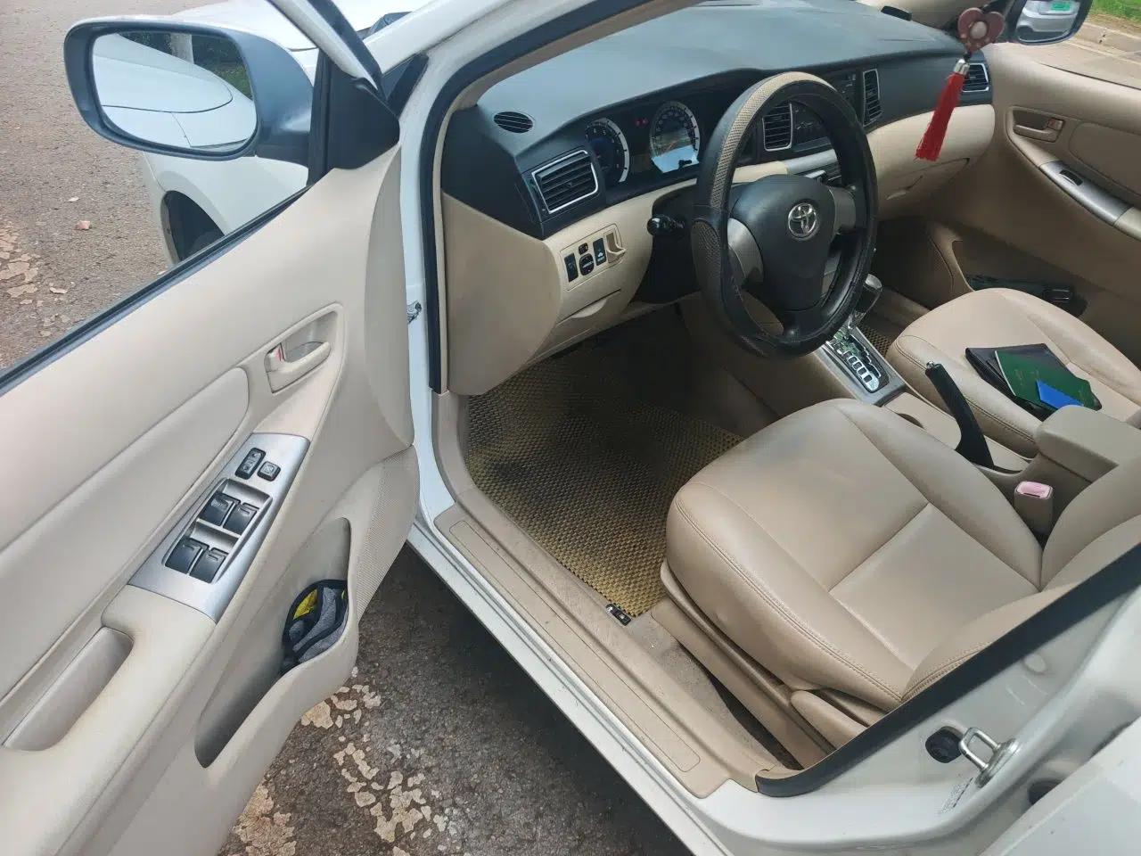 Toyota Corolla EX 2013 1.6L Automatic Luxury Edition — миниатюра 16