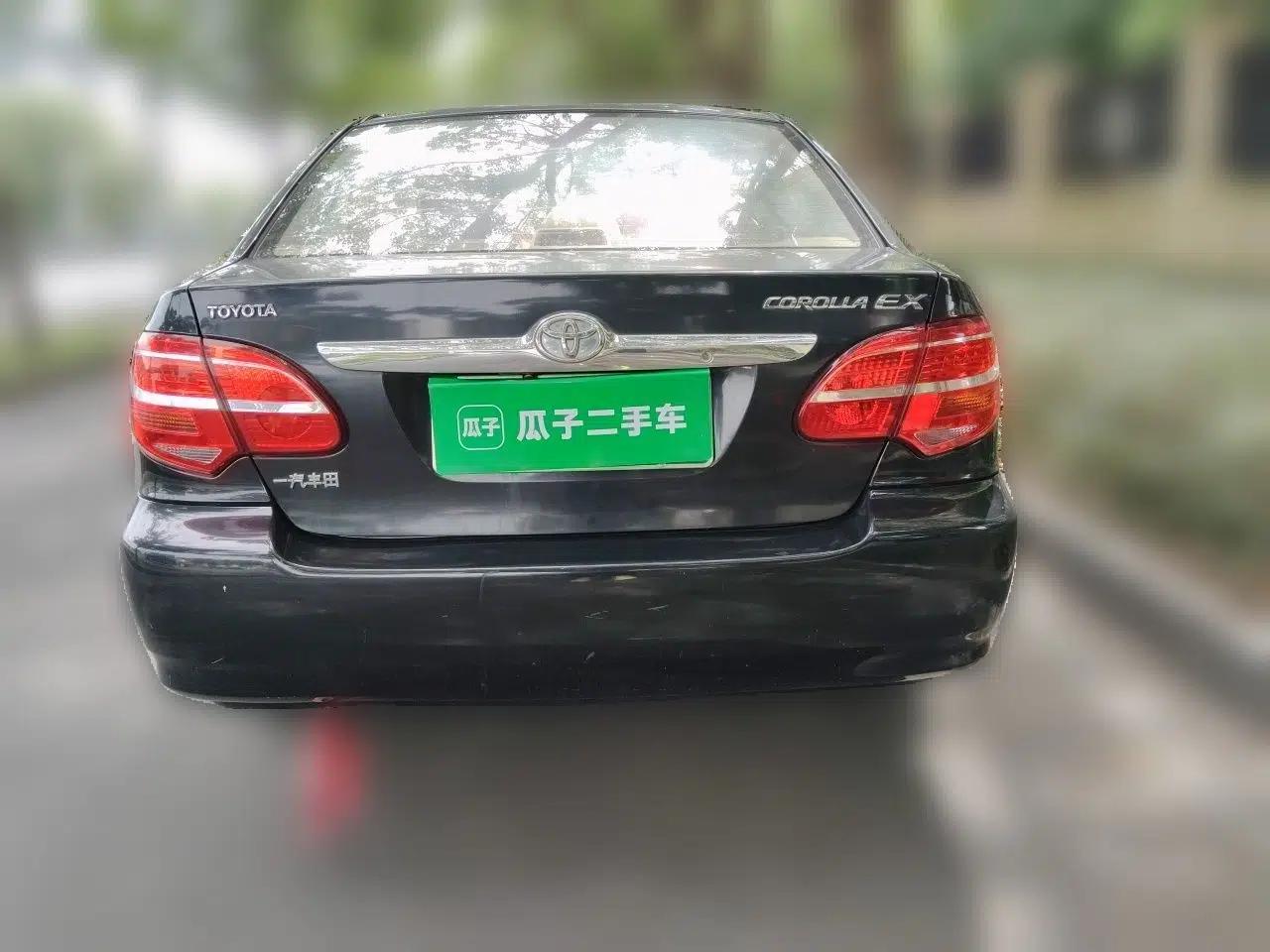 Toyota Corolla EX 2013 1.6L Automatic Luxury Edition — миниатюра 5