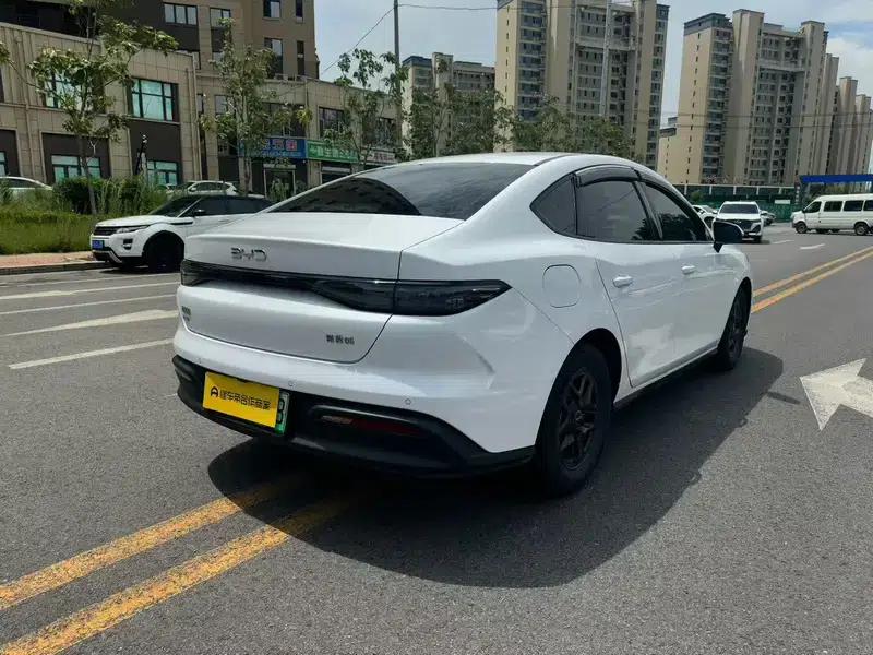Seal 05DM 2025 Intelligent Driving Edition DM-i 55KM Luxury Model — миниатюра 6