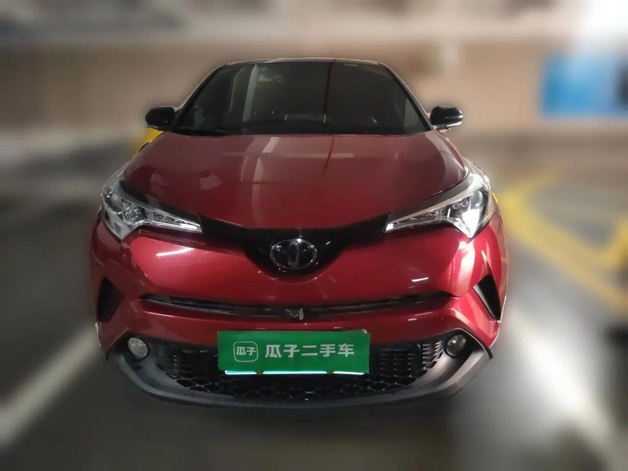 Toyota C-HR 2018 2.0L Leading with Sunroof China VI Standard — миниатюра 2