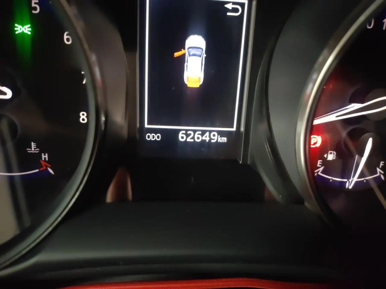 Toyota C-HR 2018 2.0L Leading with Sunroof China VI Standard — миниатюра 12