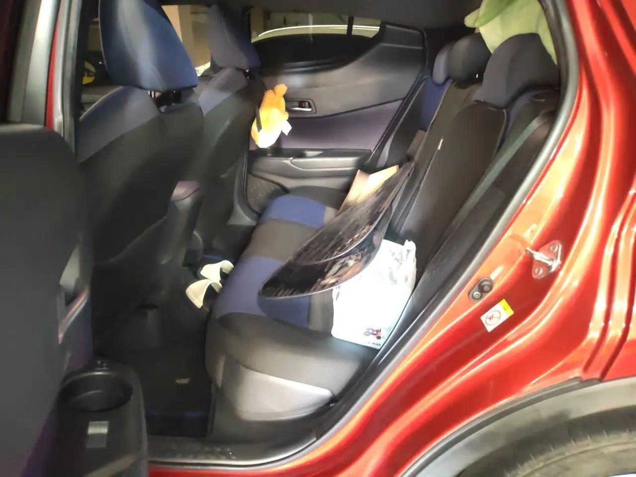 Toyota C-HR 2018 2.0L Leading with Sunroof China VI Standard — миниатюра 17