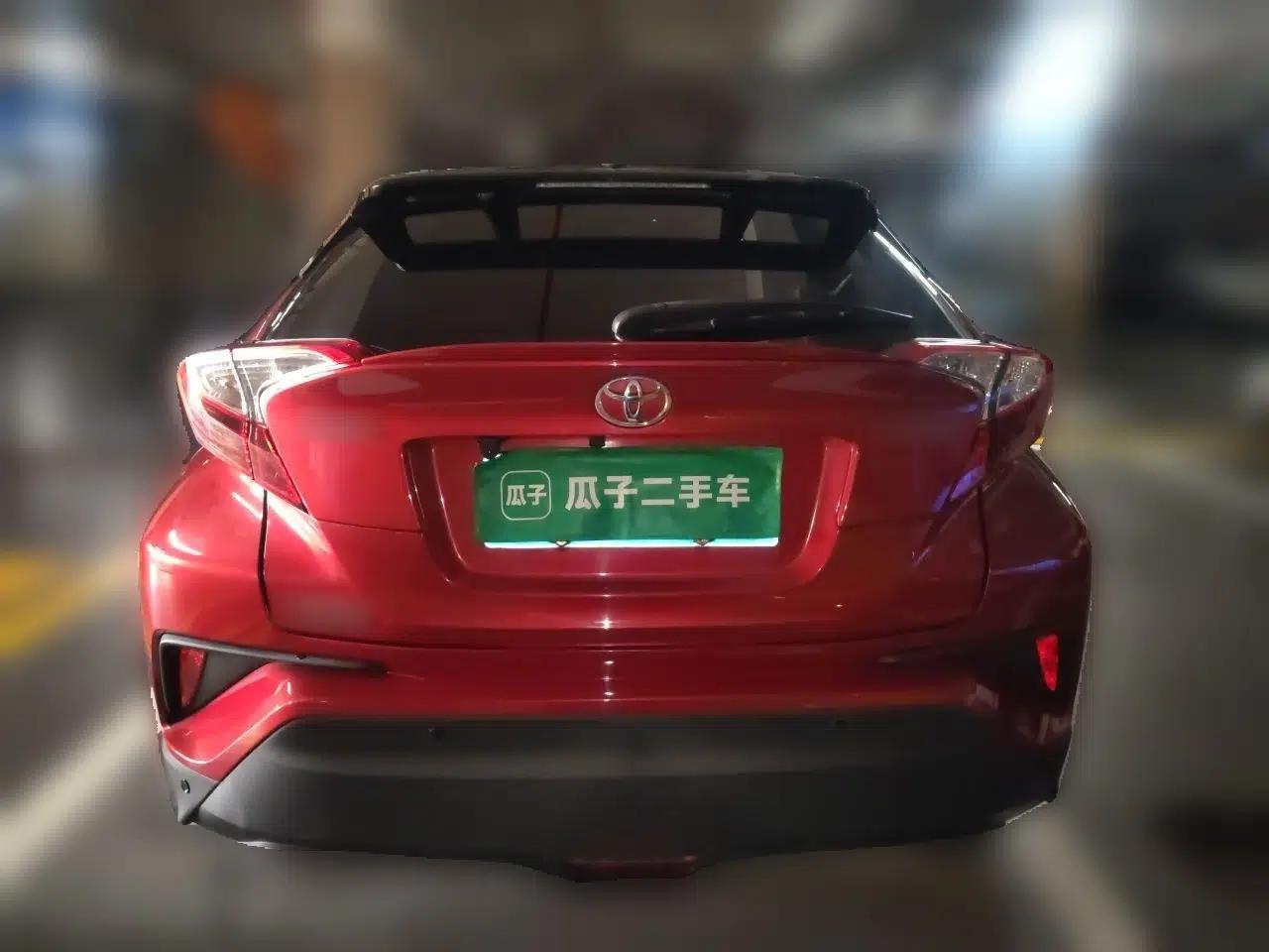Toyota C-HR 2018 2.0L Leading with Sunroof China VI Standard — миниатюра 5