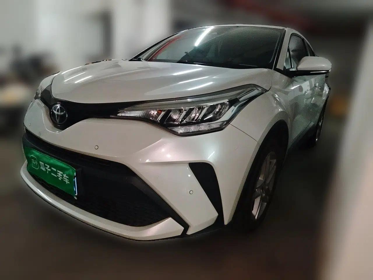 Toyota C-HR 2021 2.0L Comfort Edition — миниатюра 1
