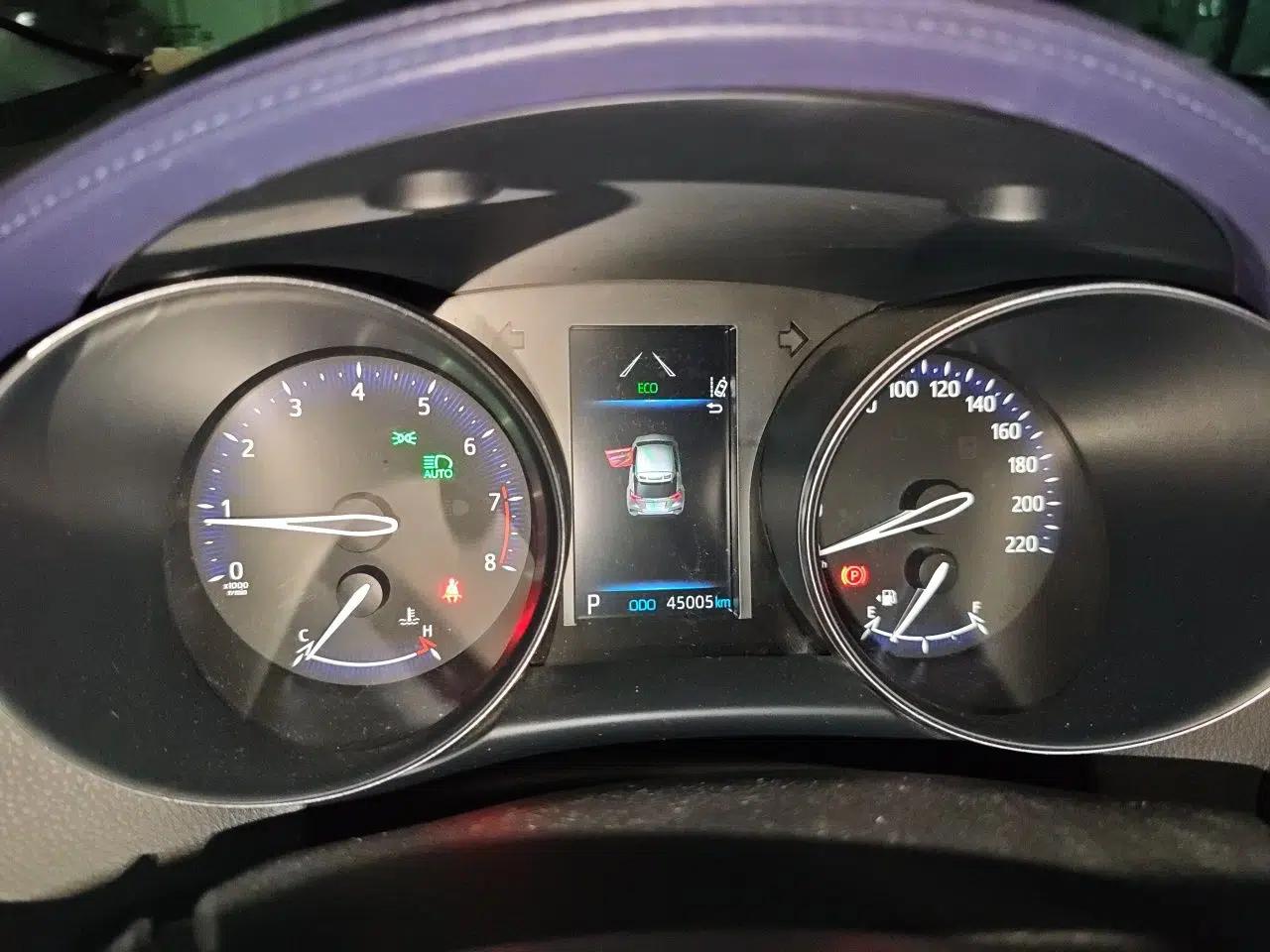 Toyota C-HR 2021 2.0L Comfort Edition — миниатюра 11