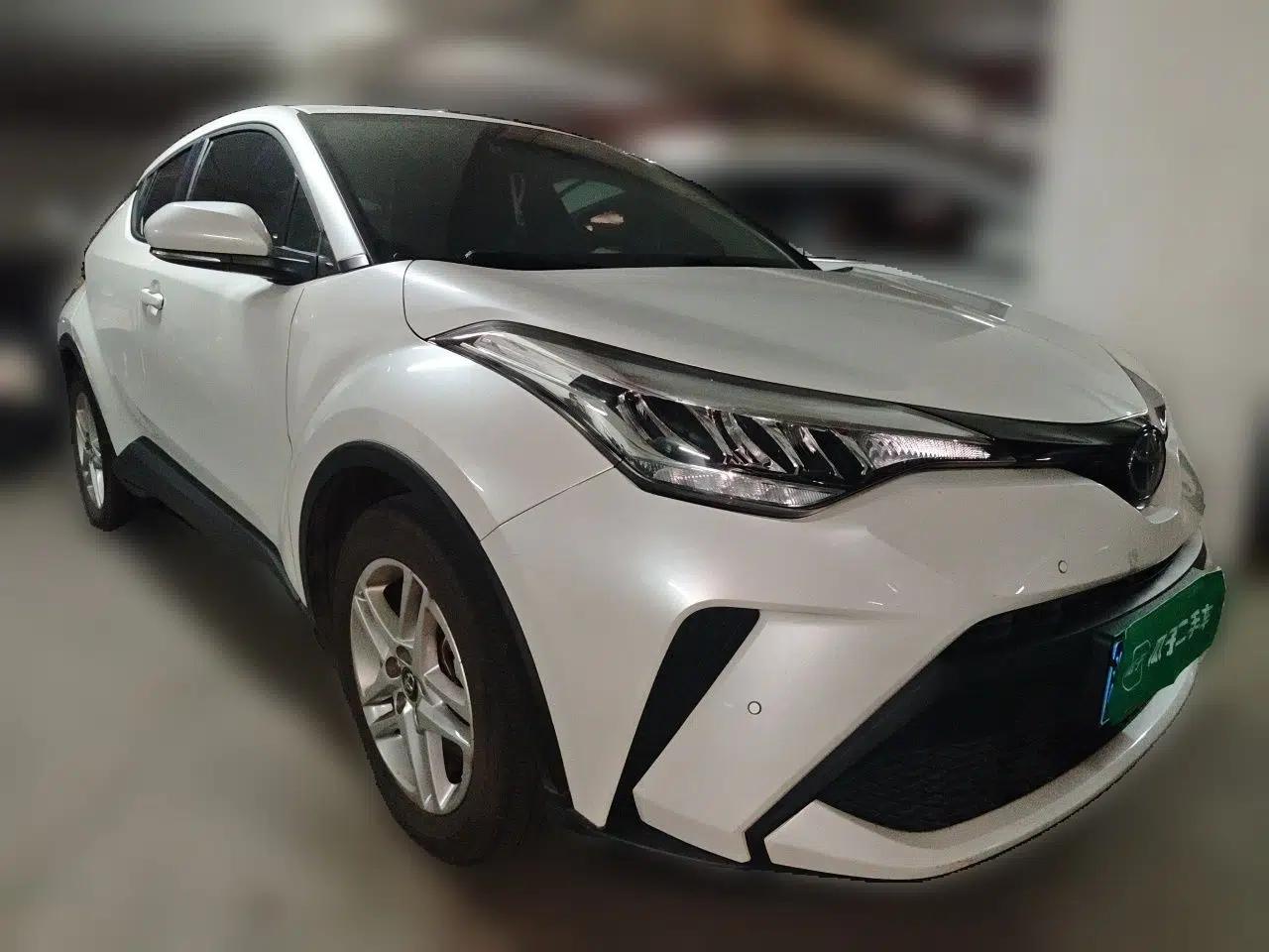 Toyota C-HR 2021 2.0L Comfort Edition — миниатюра 3