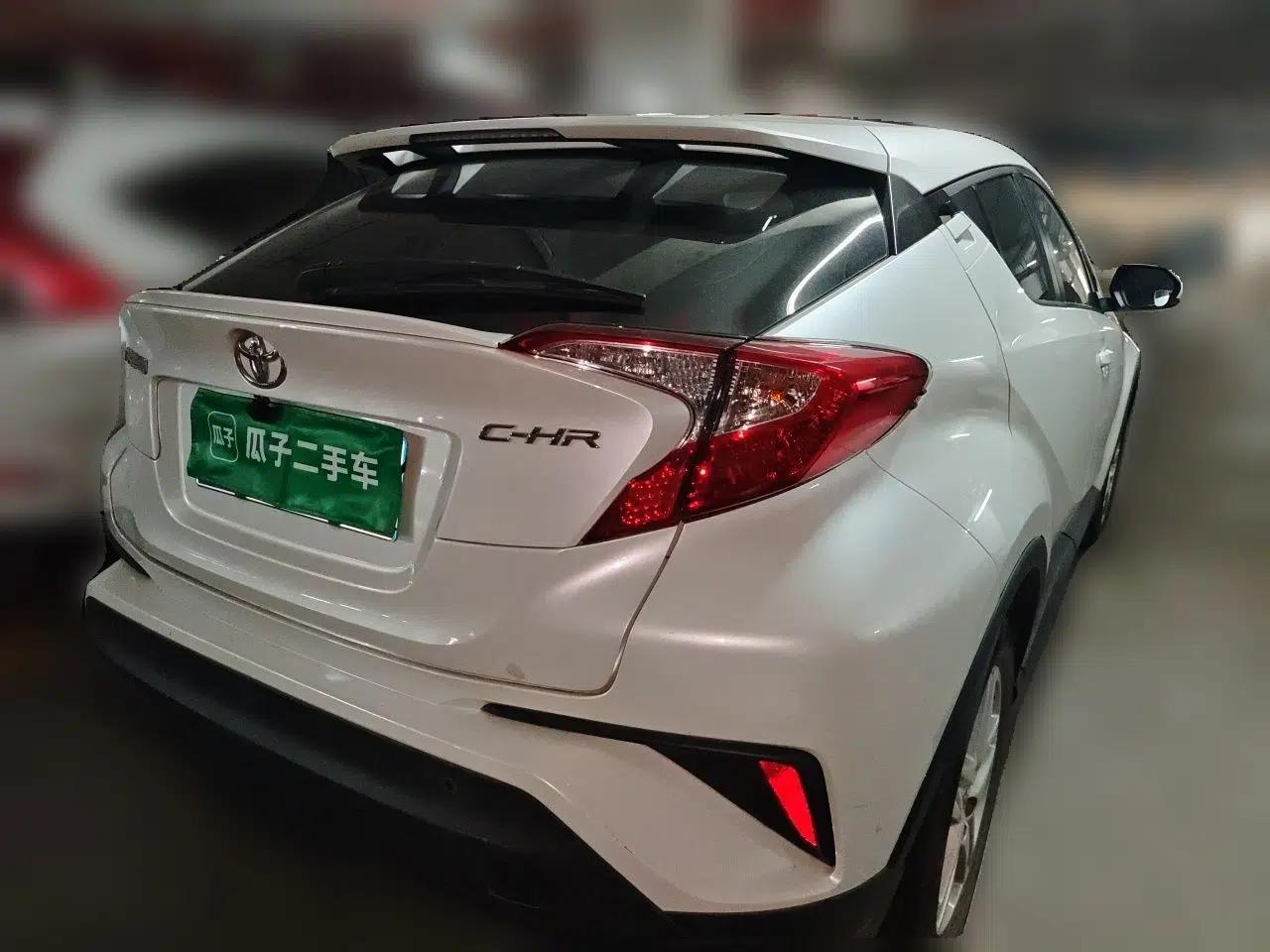 Toyota C-HR 2021 2.0L Comfort Edition — миниатюра 6