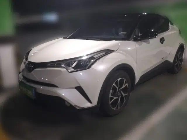 Toyota C-HR 2020 2.0L Leading Edition