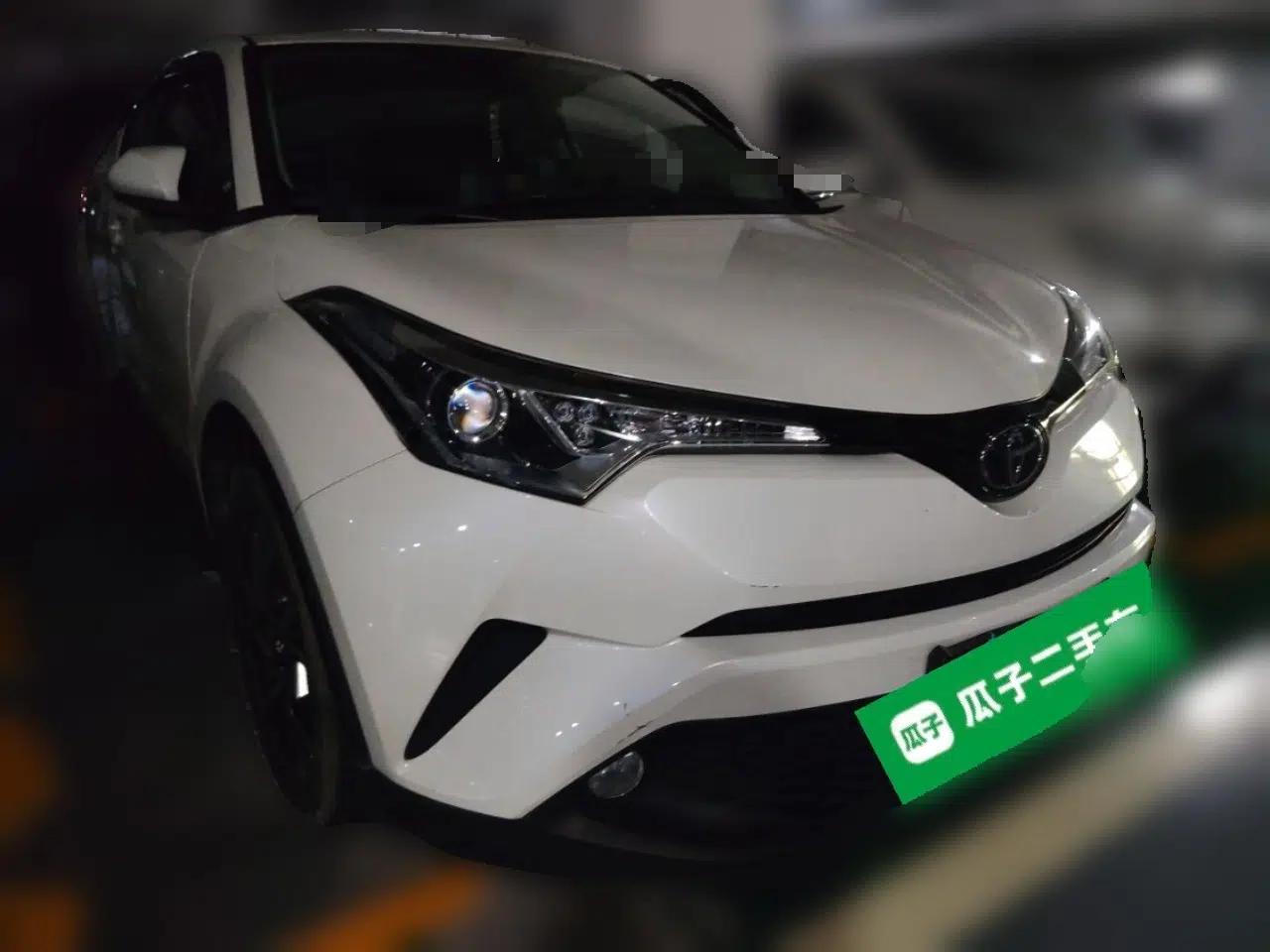 Toyota C-HR 2020 2.0L Leading Edition — миниатюра 3
