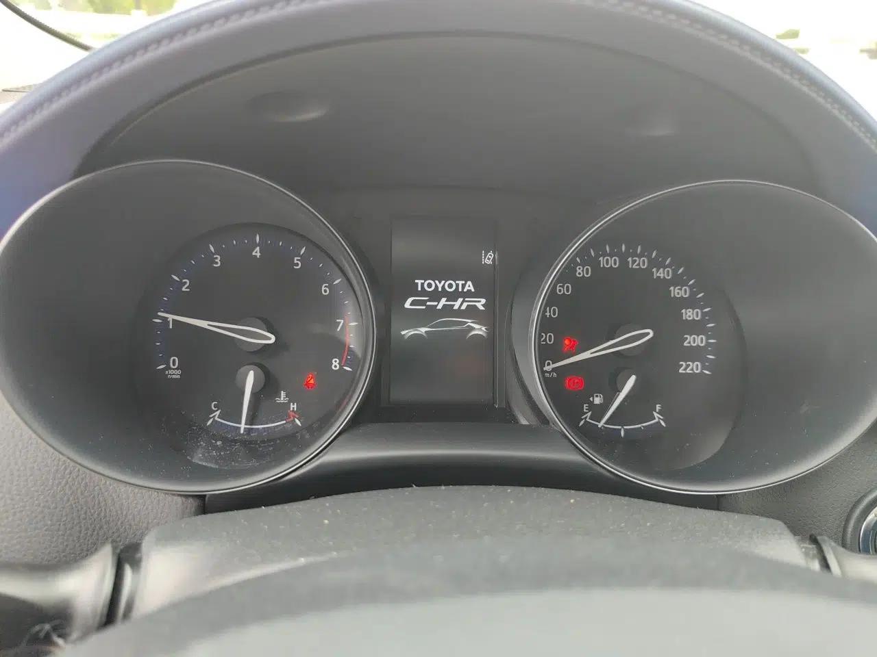 Toyota C-HR 2021 2.0L Luxury Edition — миниатюра 11