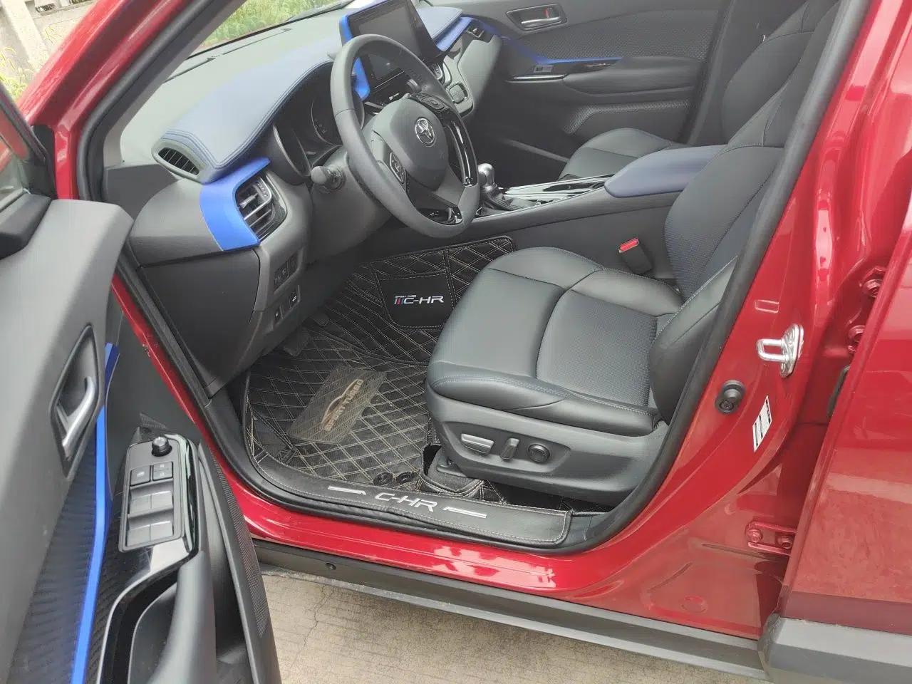 Toyota C-HR 2021 2.0L Luxury Edition — миниатюра 16