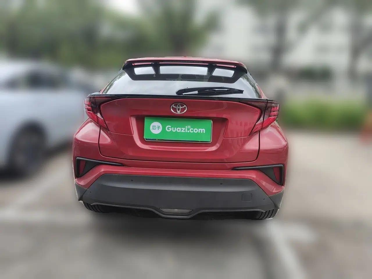 Toyota C-HR 2021 2.0L Luxury Edition — миниатюра 5
