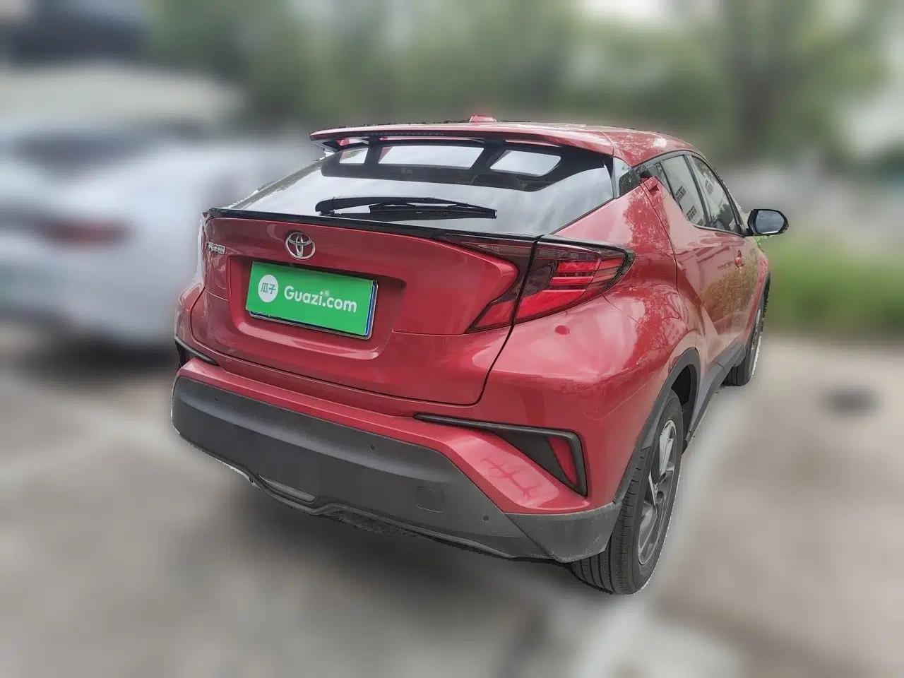 Toyota C-HR 2021 2.0L Luxury Edition — миниатюра 6