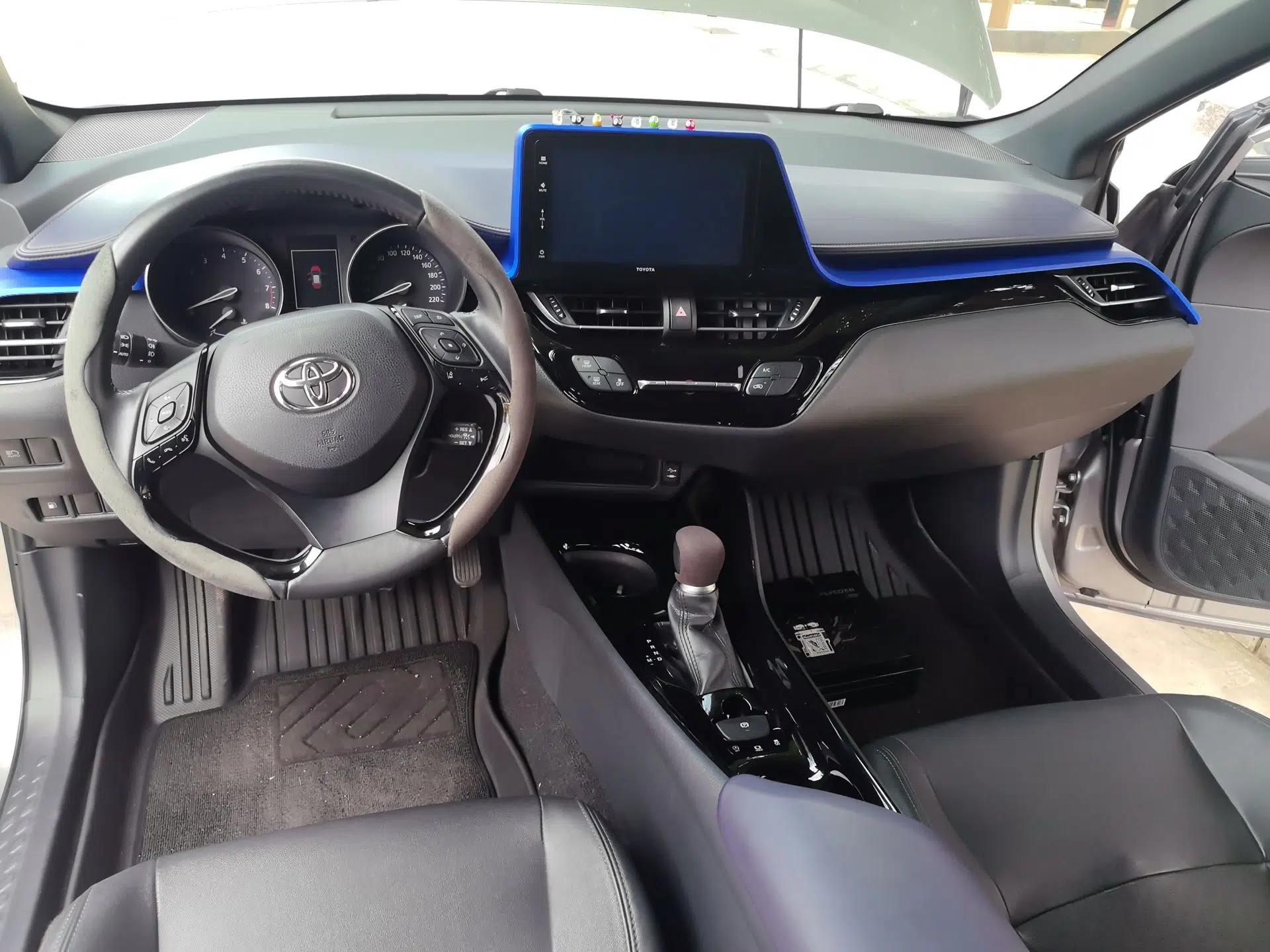 Toyota IZOA 2018 2.0L Yichi Edition China V Standard — миниатюра 9