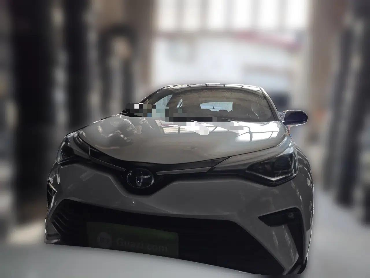 Toyota IZOA 2021 Dual-Motor 2.0L Yichi Edition — миниатюра 2