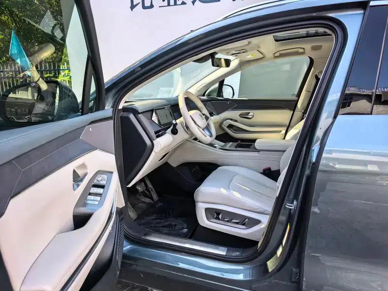 Tang L EV 2025 Model 600KM Four-Wheel Drive LiDAR Flagship Edition — миниатюра 18