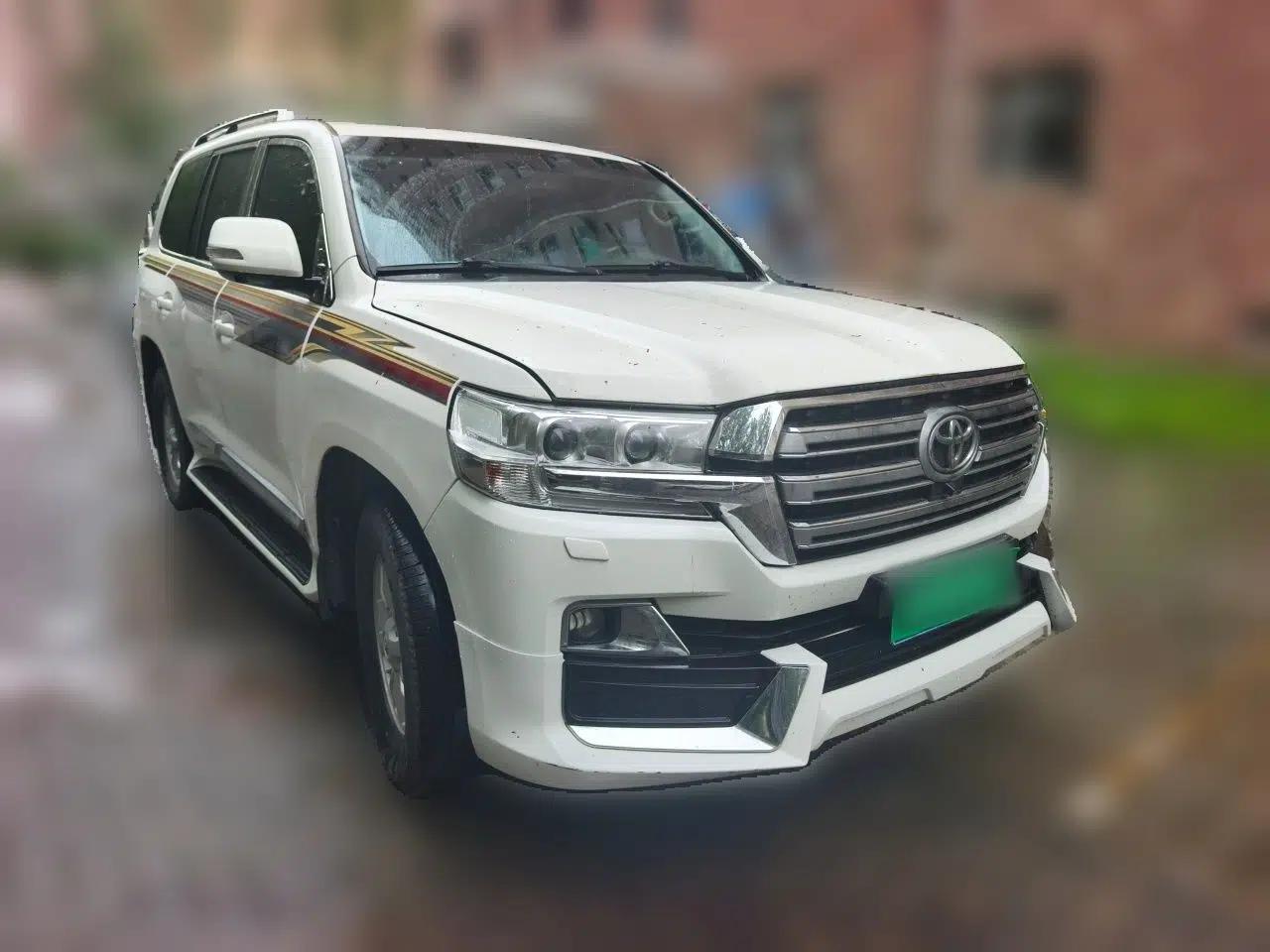 Toyota Land Cruiser 2012 4.0L Automatic VX — миниатюра 3