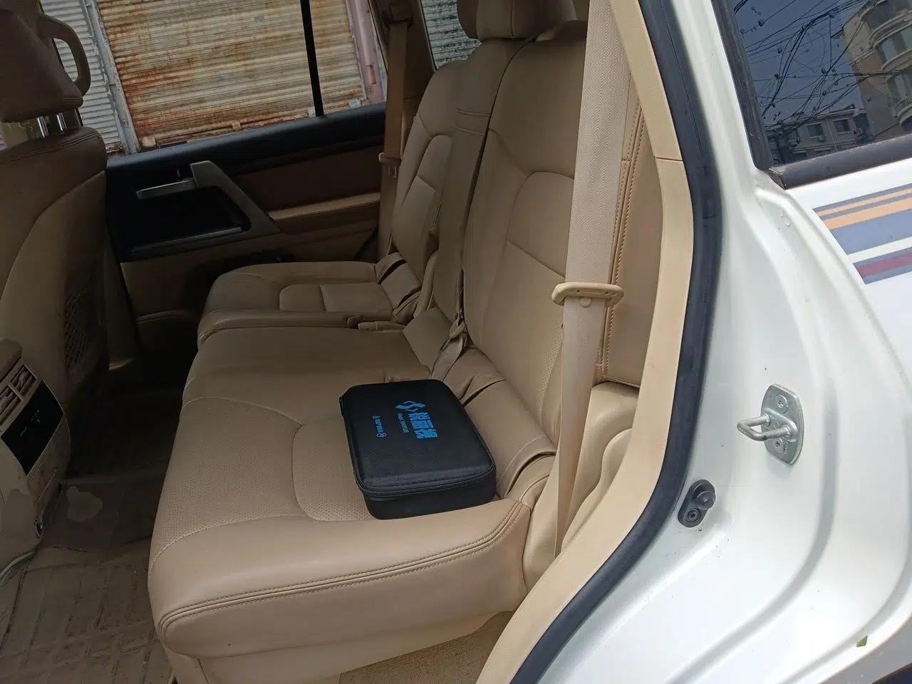 Toyota Land Cruiser 2015 4.0L V6 Middle East Limited Edition — миниатюра 17