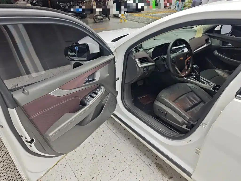 2018 Chevrolet Malibu 530T Automatic Fashion Edition — миниатюра 16