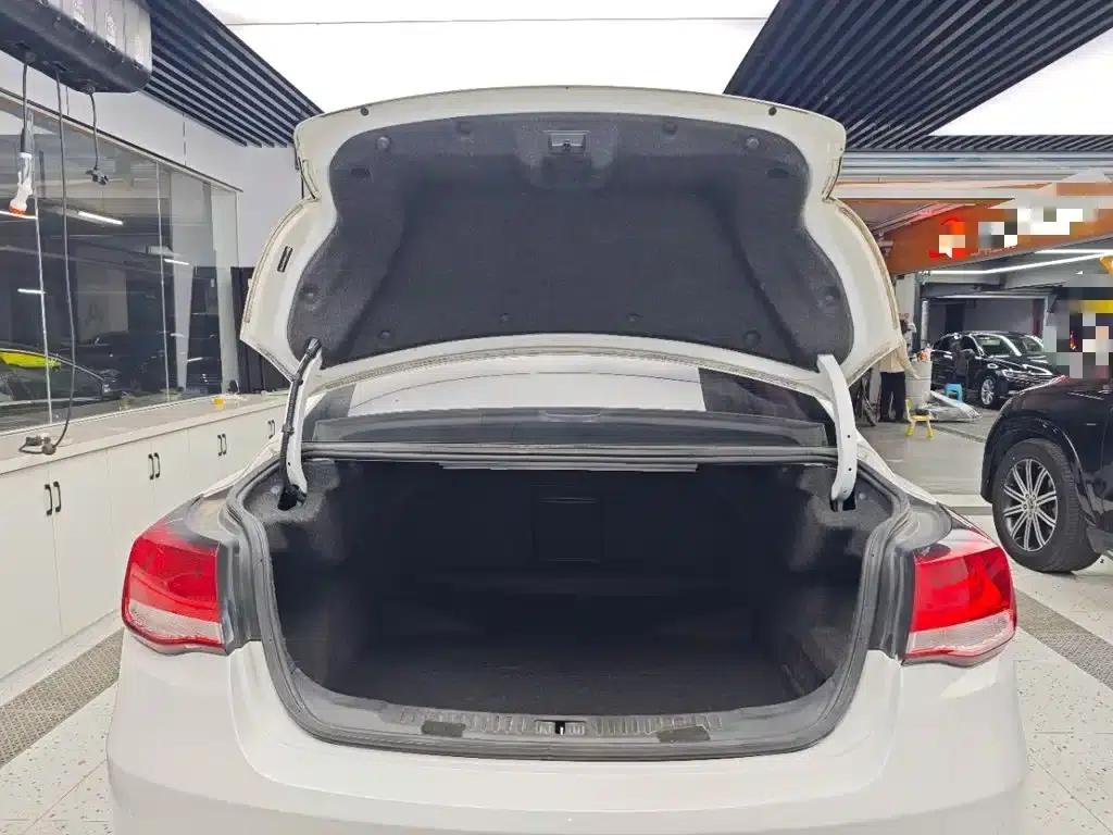 2018 Chevrolet Malibu 530T Automatic Fashion Edition — миниатюра 19