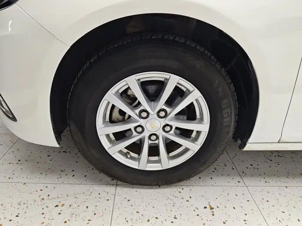 2018 Chevrolet Malibu 530T Automatic Fashion Edition — миниатюра 23